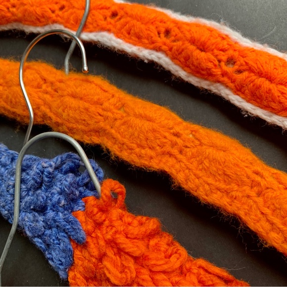 v i n t a g e :: 4 Handmade Crochet Knit Clothing Hangers Wooden Set - Picture 5 of 10